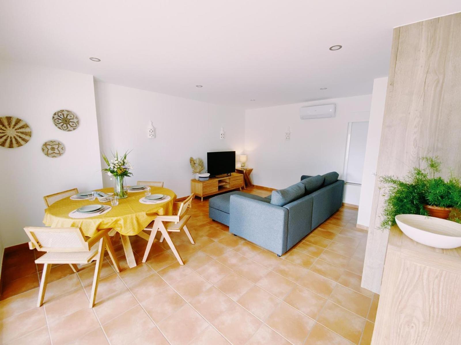 Beach Apartment Gabriela With Pool Поршеш Экстерьер фото
